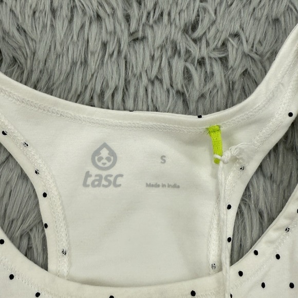 Tasc Dress Women's S White Dot NWT Rhythm Racer Back Running Organic Cotton Golf - Picture 2 of 15